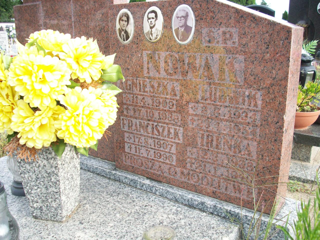 Irena Nowak 1938 Sława - Grobonet - Wyszukiwarka osób pochowanych